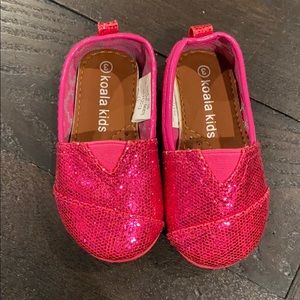 Hot pink sparkle flats